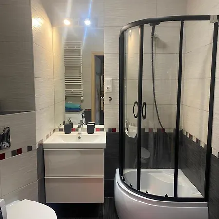 Albatross Apartment *